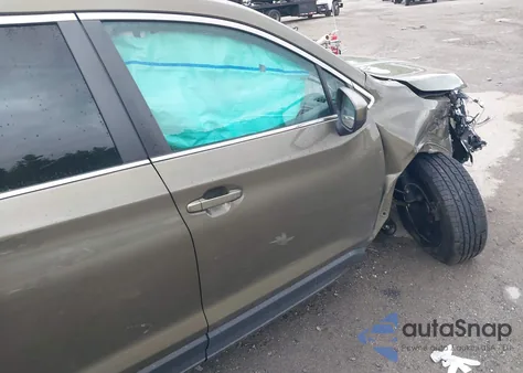 2022 Subaru Ascent Premium из США, поврежденный, VIN 4S4WMAED7N3402308